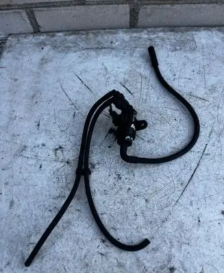 Ford Focus Turbo solenoid valve 98AB9E882