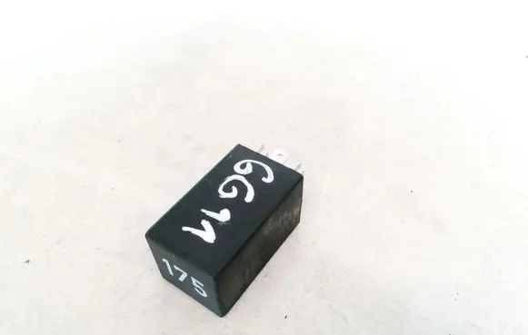 Audi A4 S4 B5 8D Other relay 3A0927181 61233005