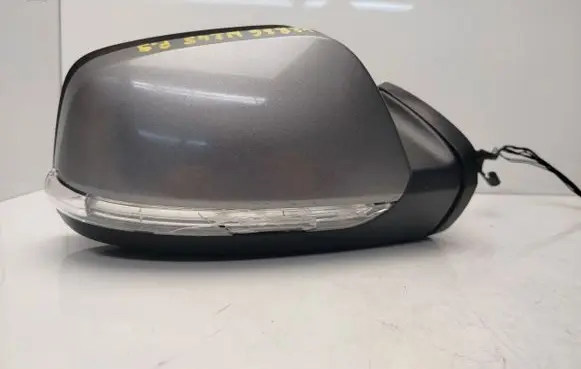 Mercedes-Benz B W245 Front door electric wing mirror MERCEDESW245