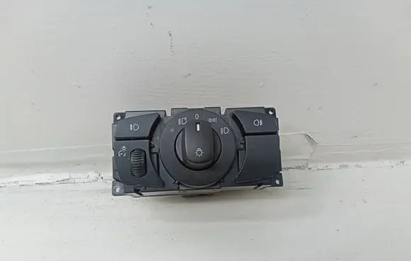 BMW 5 E60 E61 Light switch 6925252 33280201