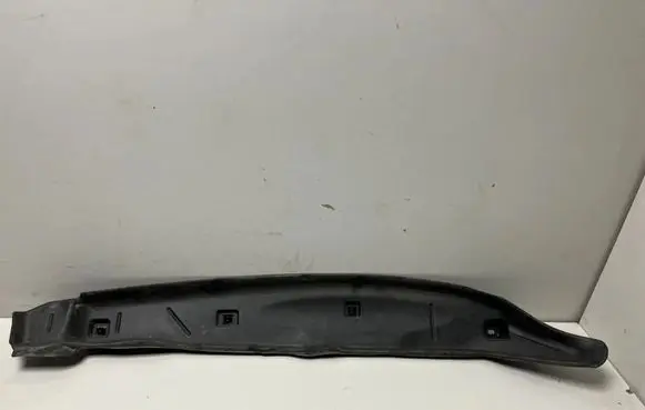 BMW XM Fender end trim 5A010A5