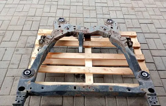 Ford Explorer V Front bodywork piece