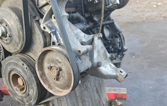Volkswagen II LT Power steering pump 2D0422155