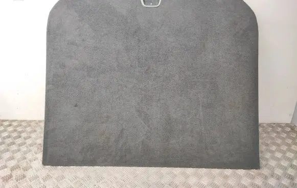 Trunk/boot floor carpet liner