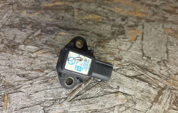 Mercedes-Benz ML W163 Air pressure sensor A0041533128
