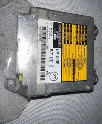 Lexus IS 220D-250-350 Airbag control unit/module 8917053110 0285001904