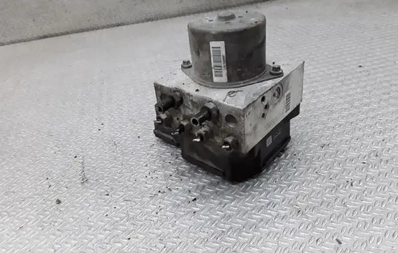 Ford Mondeo MK IV ABS Pump 8G912C405AB