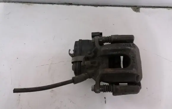 BMW X3 F25 Rear brake caliper 6791018