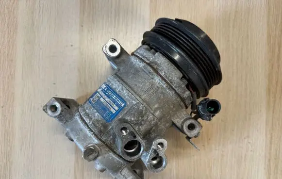 MG ZS Air conditioning (A/C) compressor (pump) 10780655