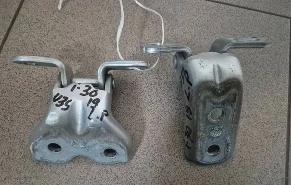 Hyundai i30 Front door hinge set 