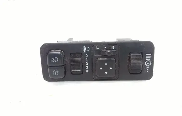 Mitsubishi Space Star Wing mirror switch MR740608