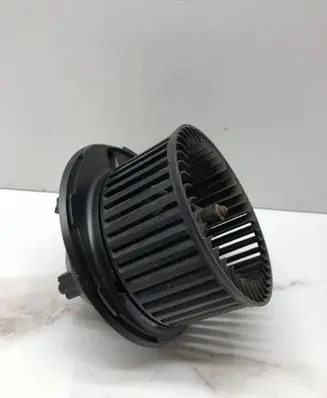 Volkswagen PASSAT B6 Heater blower motor/fan resistor 3C0907521B F011500045