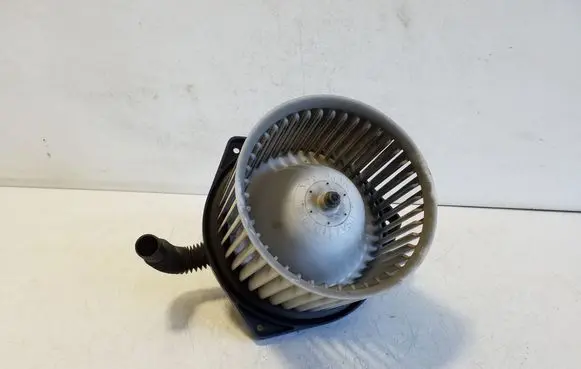 Suzuki Grand Vitara II Heater fan/blower CSA431D009