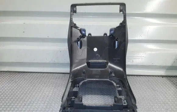 Volvo V70 Other center console (tunnel) element 8630189