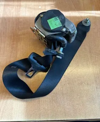 Mercedes-Benz SLK R170 Front seatbelt 560490721B
