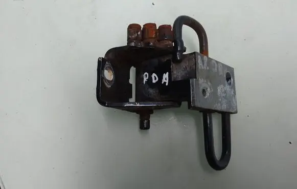 Front door lower hinge