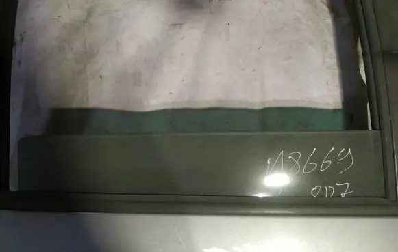 Peugeot 807 Rear door window glass