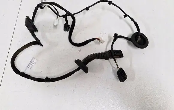 Hyundai Tucson TL Front door wiring loom/harness boot 91660-D7040