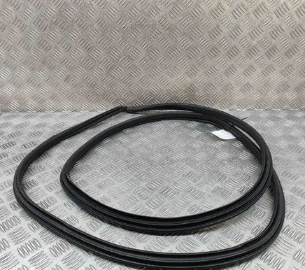 Toyota Yaris Cross Rubber seal front coupe door 62312K2010