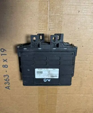 Volkswagen PASSAT B5 Gearbox control unit/module 01N927733CN 9708300128 5WK33219