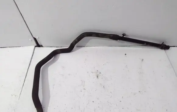 Mercedes-Benz ML W164 Engine coolant pipe/hose
