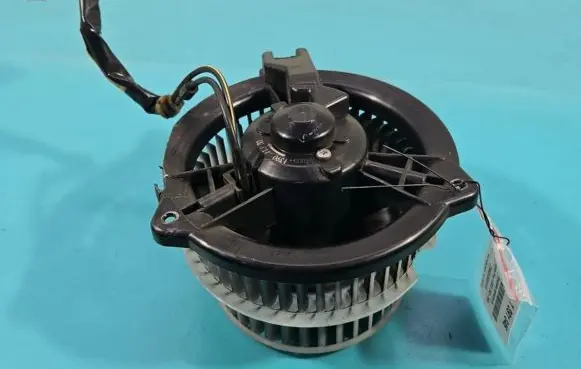 Toyota Prius (XW20) Heater fan/blower 194000-1390 IMPRK1391846