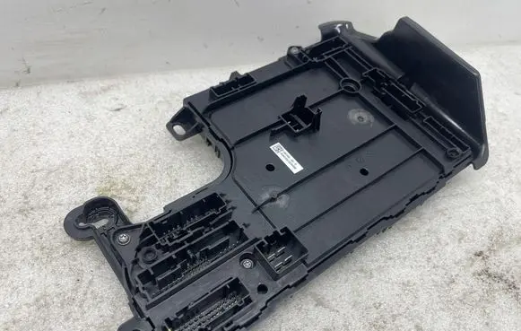 Tesla Model 3 Central body control module 156745502D X036 SQPT22273205R9C