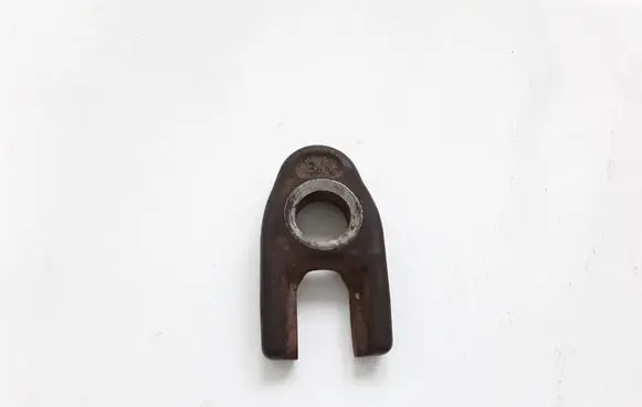 Renault Clio II Fuel Injector clamp holder NOCODE
