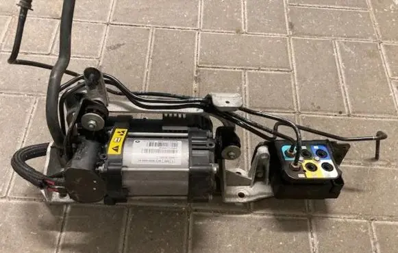 Dodge VAN RAM Other under body part 
