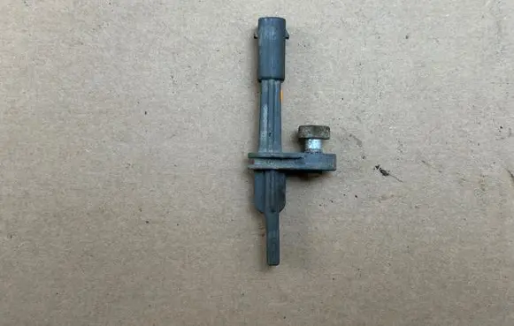 Opel Mokka B ABS rear brake sensor 9824474280