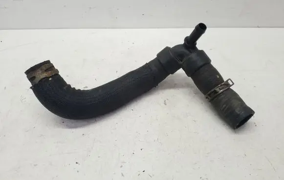 Ford Fusion II Engine coolant pipe/hose