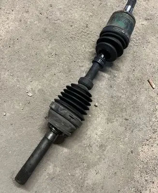Mitsubishi Pajero Front driveshaft