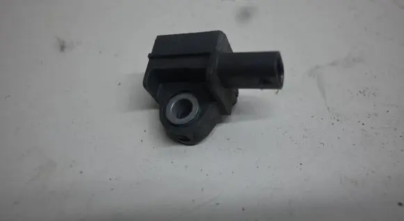 Mercedes-Benz C W205 Airbag deployment crash/impact sensor 2229051400