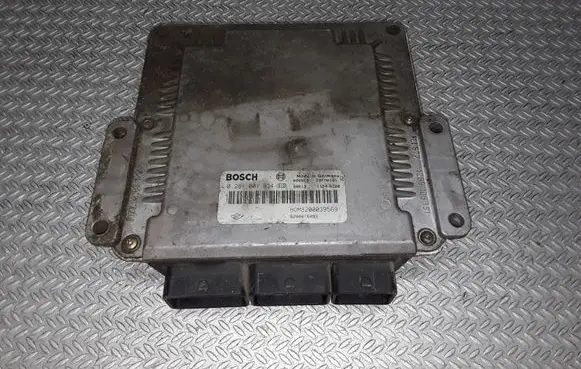 Renault Scenic I Engine control unit/module H0M8200039569