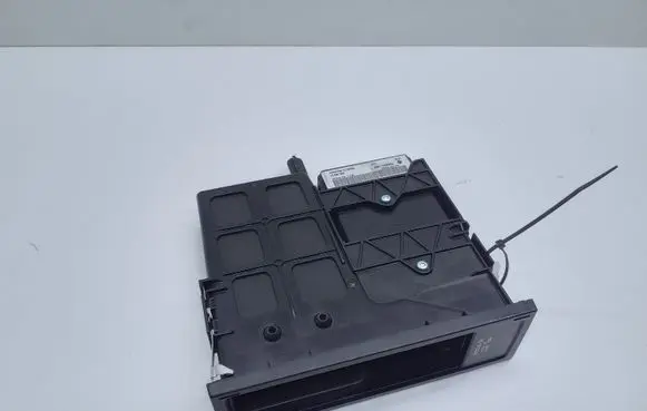 Volkswagen Scirocco Head unit multimedia control 5N0035341F 5N0035342E
