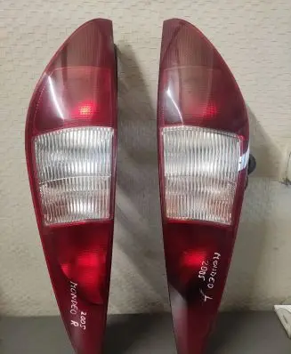 Ford Mondeo Mk III Rear/tail lights 1S71-13405-C 1S71-13404-C