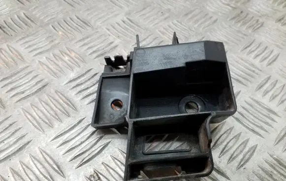Volkswagen Golf VI Rear bumper mounting bracket 5K6807394A