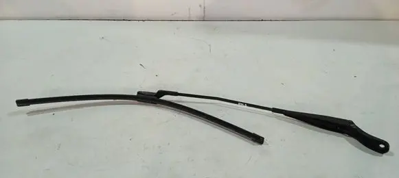 Citroen Berlingo Front wiper blade arm 9682974380
