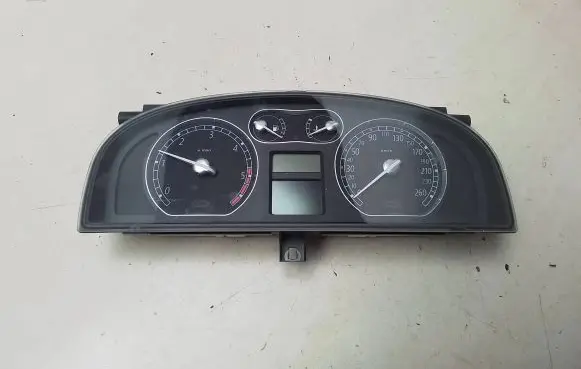 Renault Laguna II Speedometer (instrument cluster) 8200291334 5550009602 503000960704