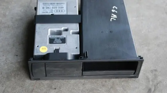 Audi A5 8T 8F Head unit multimedia control 4E0035785B