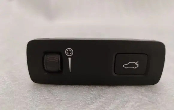 Volvo XC90 Tailgate opening switch P31376510 31376510