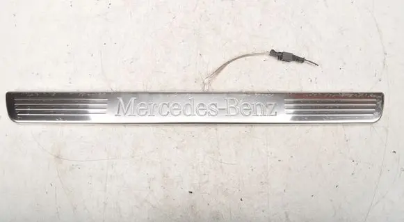 Mercedes-Benz GLA H247 Front sill (body part) A1776809905