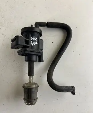 Jeep Grand Cherokee (WJ) Turbo solenoid valve A0005450427