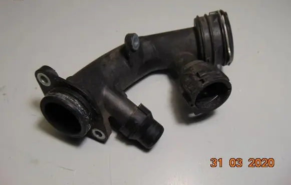 Mercedes-Benz E W212 Engine coolant pipe/hose A6512000451