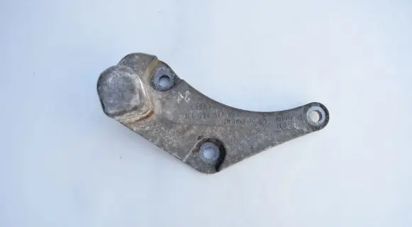 Audi A8 S8 D3 4E Engine mounting bracket 4E0199343AG