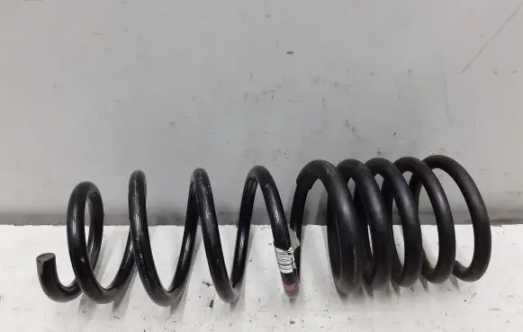 BMW 5 G30 G31 Rear coil spring 1234567
