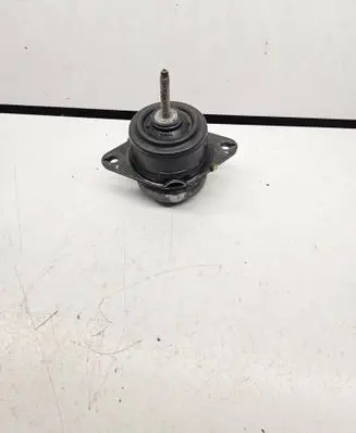 Ford Mustang V Engine mount bracket