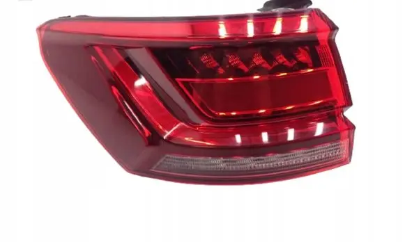 Volkswagen Touareg III Rear/tail lights 760945095