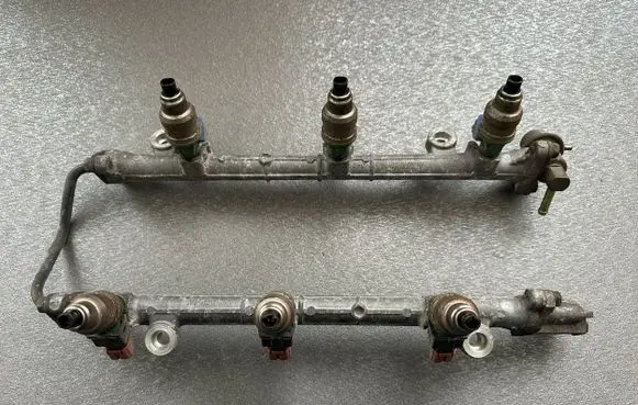 Mitsubishi Pajero Fuel injection (other) MD303850 MD337900 MD189021