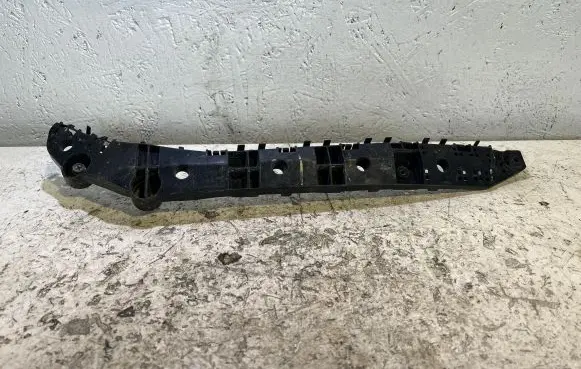 Nissan Murano Z51 Rear bumper mounting bracket 852265AA1A